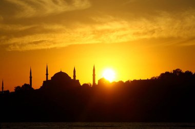Müslüman şehir istanbul silueti ile Ramazan zamanı