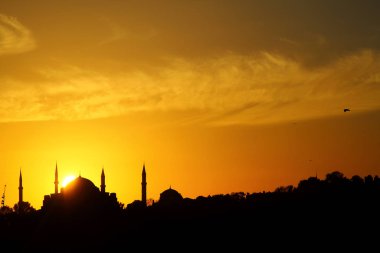 Müslüman şehir istanbul silueti ile Ramazan zamanı