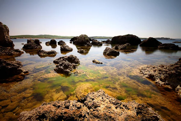 Een Rotsachtig Gebied Aan Zee Istanbul Turkije — Stockfoto