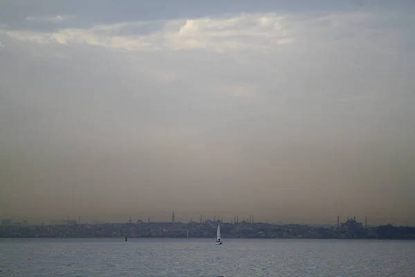 Vista Panorâmica Istambul Estreito Bósforo Cruzeiro Marítimo Estreito Com Vista — Fotografia de Stock