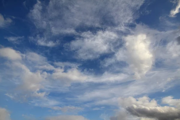 Vasto Céu Azul Nuvens Céu Fundo Céu Azul Com Nuvens — Fotografia de Stock