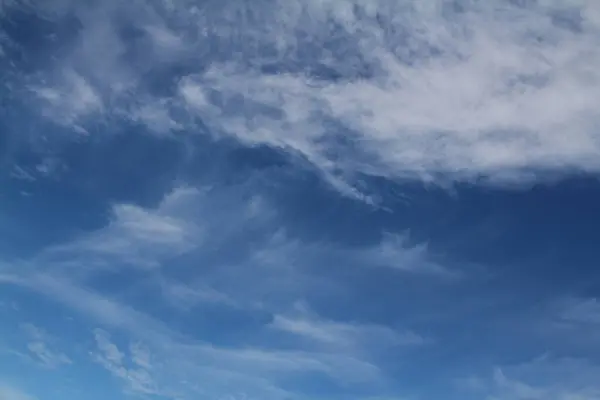 Vasto Céu Azul Nuvens Céu Fundo Céu Azul Com Nuvens — Fotografia de Stock