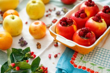 bir tabak Elma tatlısı ile Üstten Görünüm