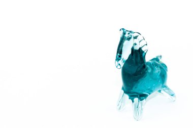 Havaya at cam yarı saydam mavi