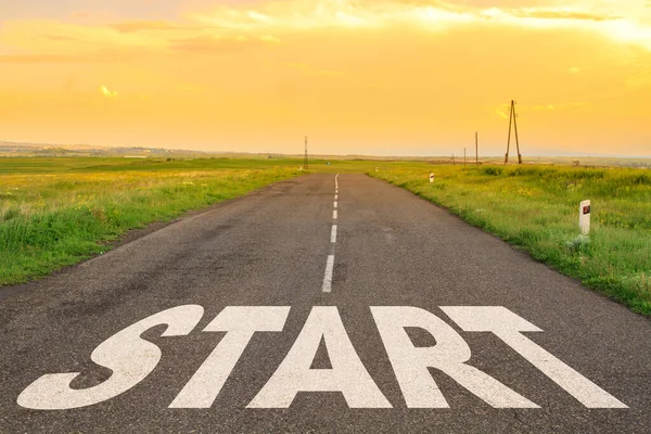 Otoyolda başlangıç çizgisi