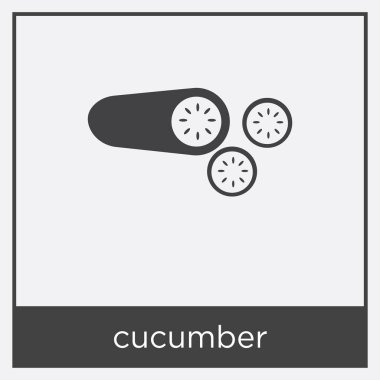 Beyaz arka plan üzerinde izole salatalık simgesi