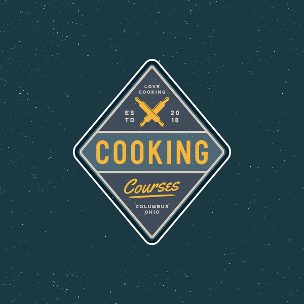 Logotipo de las clases de cocina vintage. emblema de la escuela culinaria estilo retro. ilustración vectorial — Vector de stock