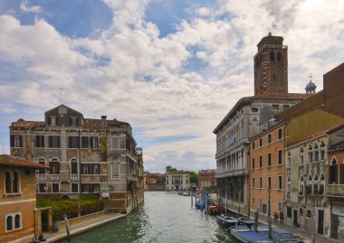 Canal Grande ve San Geremia bir akşam kilisede Venedik, İtalya