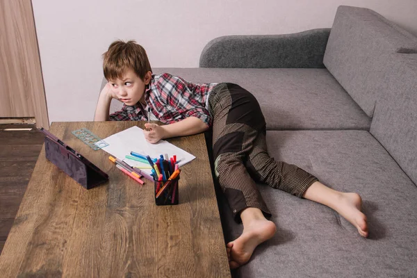 Boy Sits Home Isolation Learns Online — Stock Photo, Image