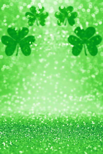 Ημέρα του Αγίου Πατρικίου τριφύλλι ιρλανδική τυχερός πράσινο φόντο — Φωτογραφία Αρχείου