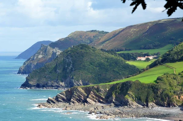 A costa em torno de Woody Bay, Devon, Reino Unido — Fotografia de Stock