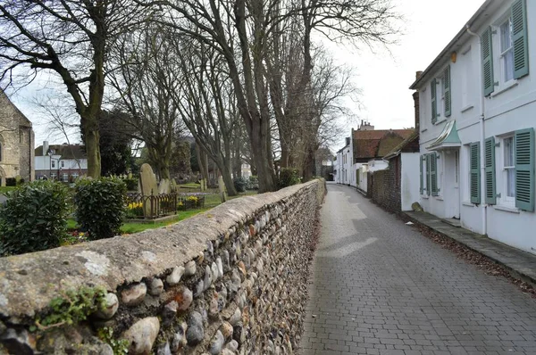 Lane za kościołem w Shoreham West Sussex w Wielkiej Brytanii — Zdjęcie stockowe