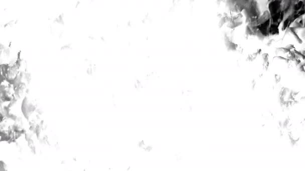 A rápida propagação da fumaça cinza sobre a superfície do quadro 4k — Vídeo de Stock