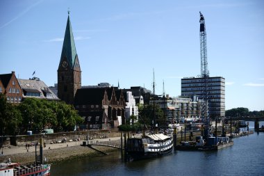 Gemi Amiral Nelson, Bremen