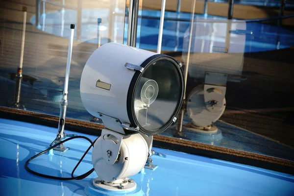Floodlight at the bow — Stock Photo, Image