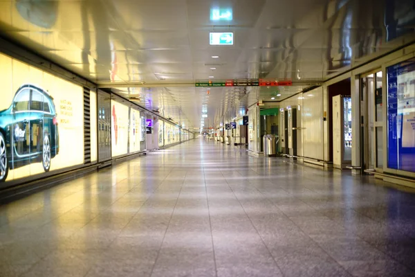 Underpass Frankfurt Airport — Stock Photo, Image