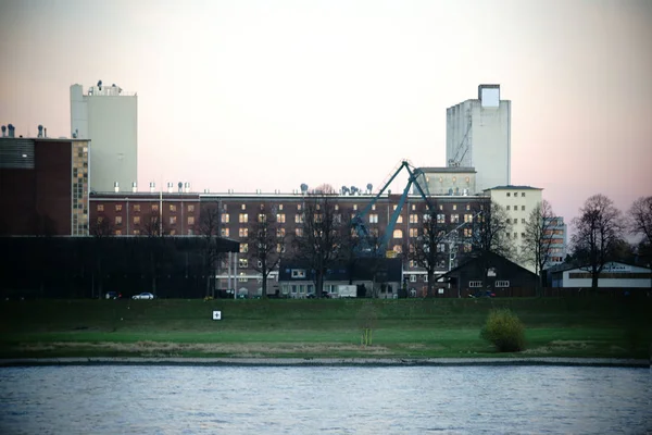 Industry on the Rhine — Stock Photo, Image