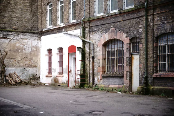 Old Urban backyard — Stock Photo, Image