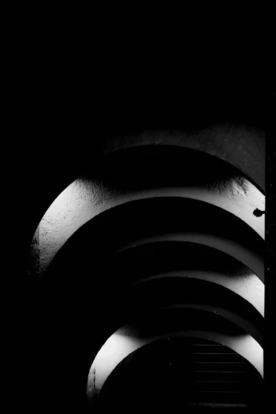 Σκοτεινό υπόγειο θάλαμο — Φωτογραφία Αρχείου