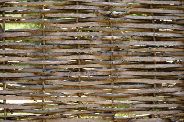 Kendi kendine yapılan Bahçe Çiti