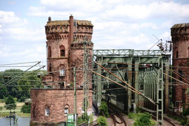 Mainz Güney Köprüsü