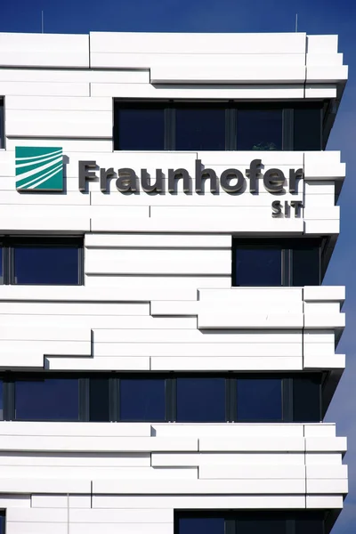 Fraunhofer Institut Logo Fraunhofer Institutu Pro Technické Univerzity Darmstadt Fasádě — Stock fotografie