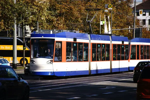 Spårvagn Rhine Street Darmstadt Tung Trafik Och Spårvagn Stången Trafikerar — Stockfoto