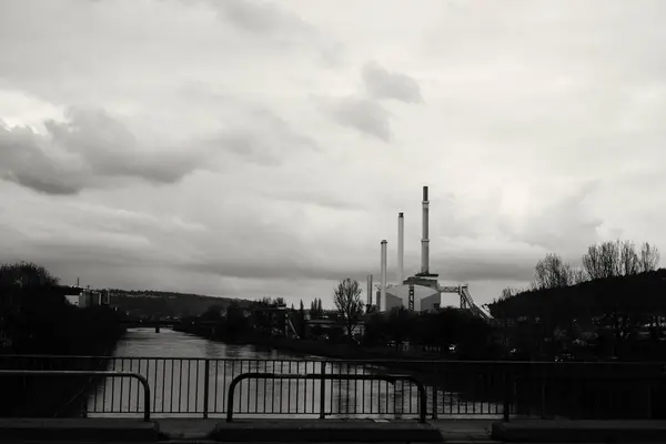Průmyslové Oblasti Stuttgart Průmysl Podél Řeky Neckar Elektrárnami Enbw Energie — Stock fotografie