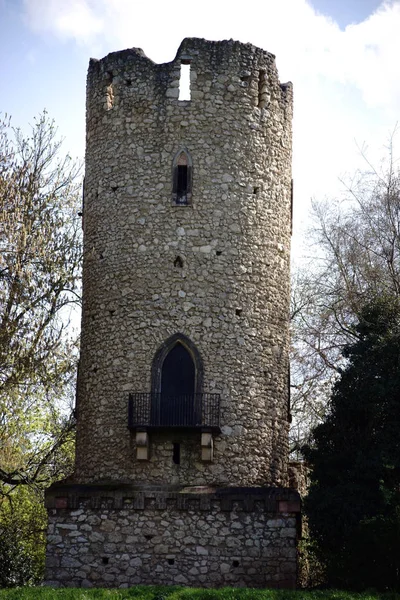 Πύργος Στο Κάστρο Ερείπια Verna Πάρκο Ένα Παλιό Και Νοσταλγική — Φωτογραφία Αρχείου