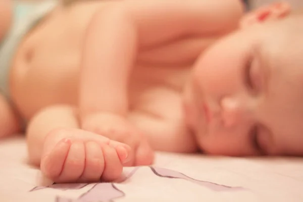 Niña Durmiendo Durmiendo Bebé — Foto de Stock