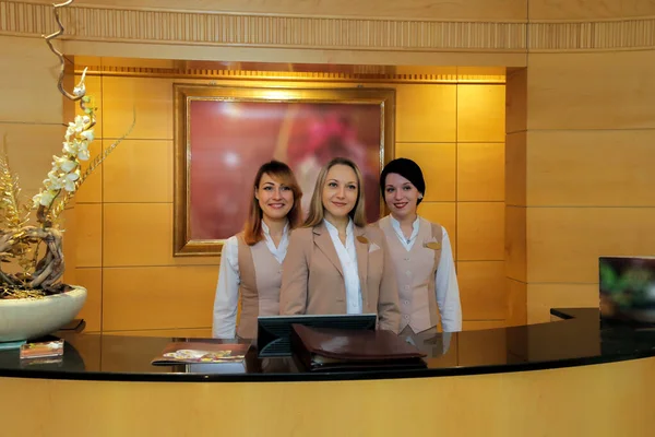 Tres Mujeres Administradoras Cargo — Foto de Stock