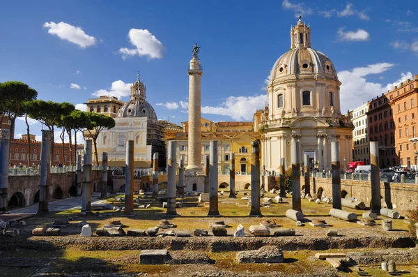 Roman Forum, Roma'nın tarihi merkezi, İtalya.