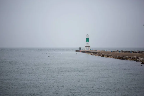Deniz feneri beacon bahar Michigan Gölü üzerinde 