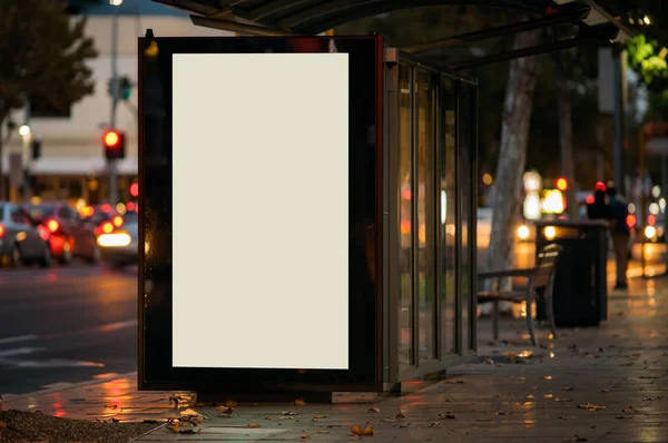 空白の屋外広告の避難所 — ストック写真