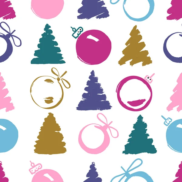 Шаблон с рождественскими шарами и елками — стоковый вектор