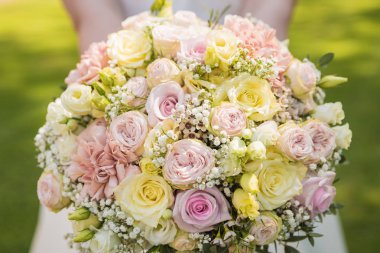 Bir güzel düğün buket gül yapılan bir arka plan olarak kullanılan bir tespit ihtimal