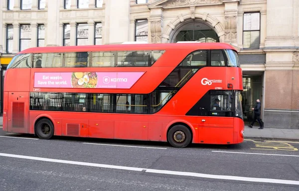 Red Double Decker Bus Eat Waste World London 로열티 프리 스톡 이미지
