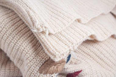 Kahverengi iplik fırfır kırışıklık doku örgü