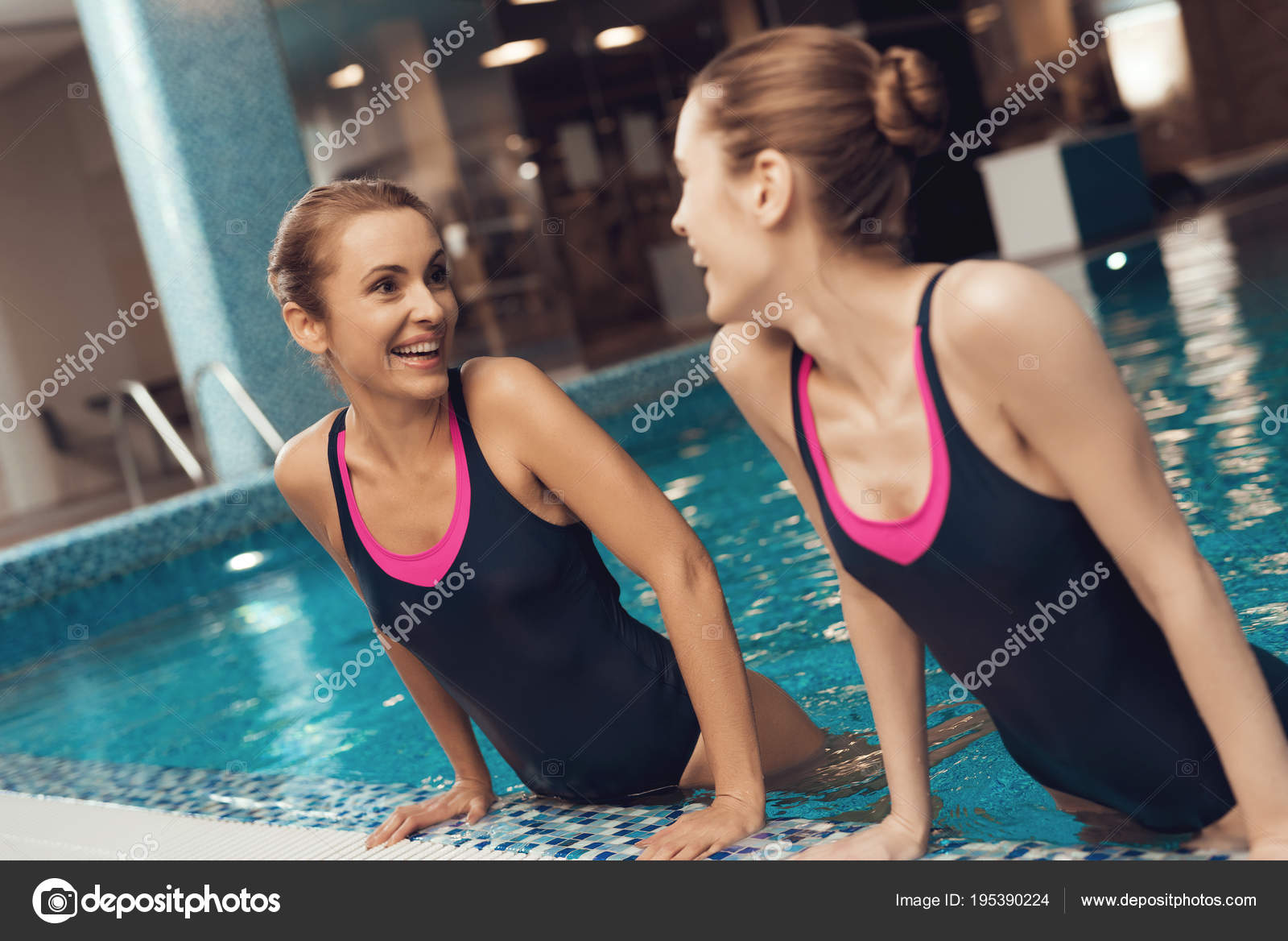 mother and daughter swimsuits