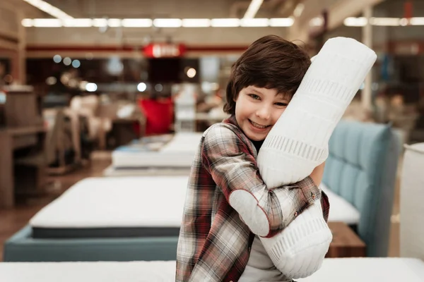 Boy Enjoying Softness Orthopedic Pillow Rejoices Furniture Store — Stock Photo, Image