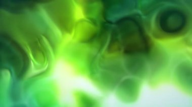 Muhtemelen yabancı bir güç bitki yapmamış gizemli yeşilimsi glibbery sıvı. Bu kanıtlanmış bir gerçek değil.