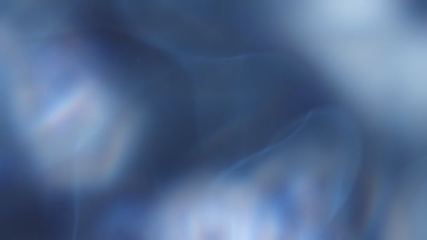 Formes organiques en évolution lente dans un environnement bleuâtre. Un classique polyvalent .