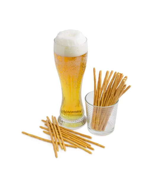 Glass of beer and salty hard crispy pretzels — Stock Photo, Image