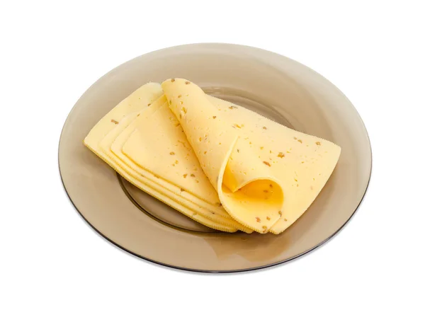Φέτες τυρί φτιαγμένο με θρυμματισμένα καρύδια σε γυάλινο πιάτο — Φωτογραφία Αρχείου