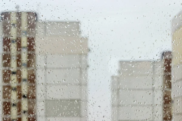 Фон окна во время дождя — стоковое фото