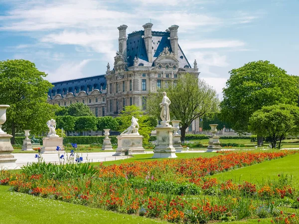 Une partie du Jardin des Tuileries à Paris au printemps — Photo