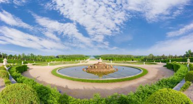 Bahçeleri Versailles, Fransa'nın Latona havuza Panoraması