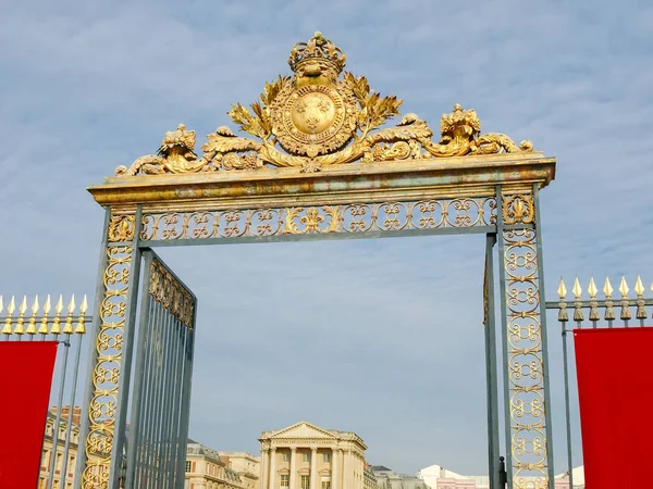 Haupttor des Palastes von Versailles, Frankreich — Stockfoto