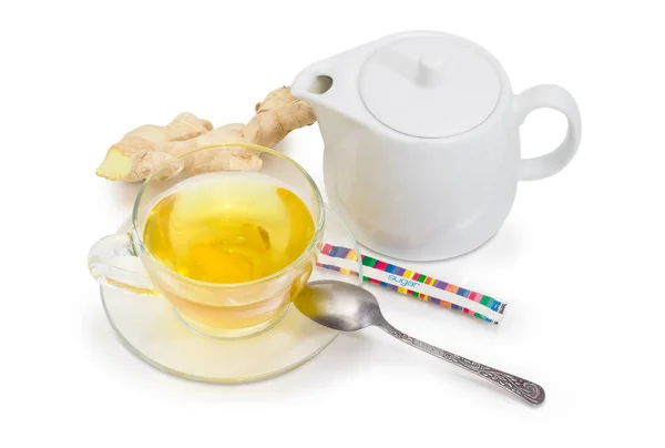Gyömbér tea szeletek az üveg csésze és gyömbér-gyökér — Stock Fotó