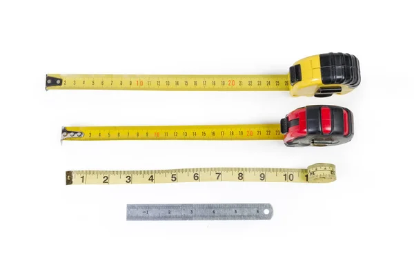 Usado várias ferramentas de medição com marcação em diferentes unidades de medida — Fotografia de Stock